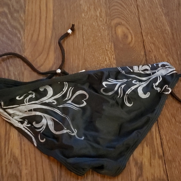 Small bikini - Picture 3 of 4